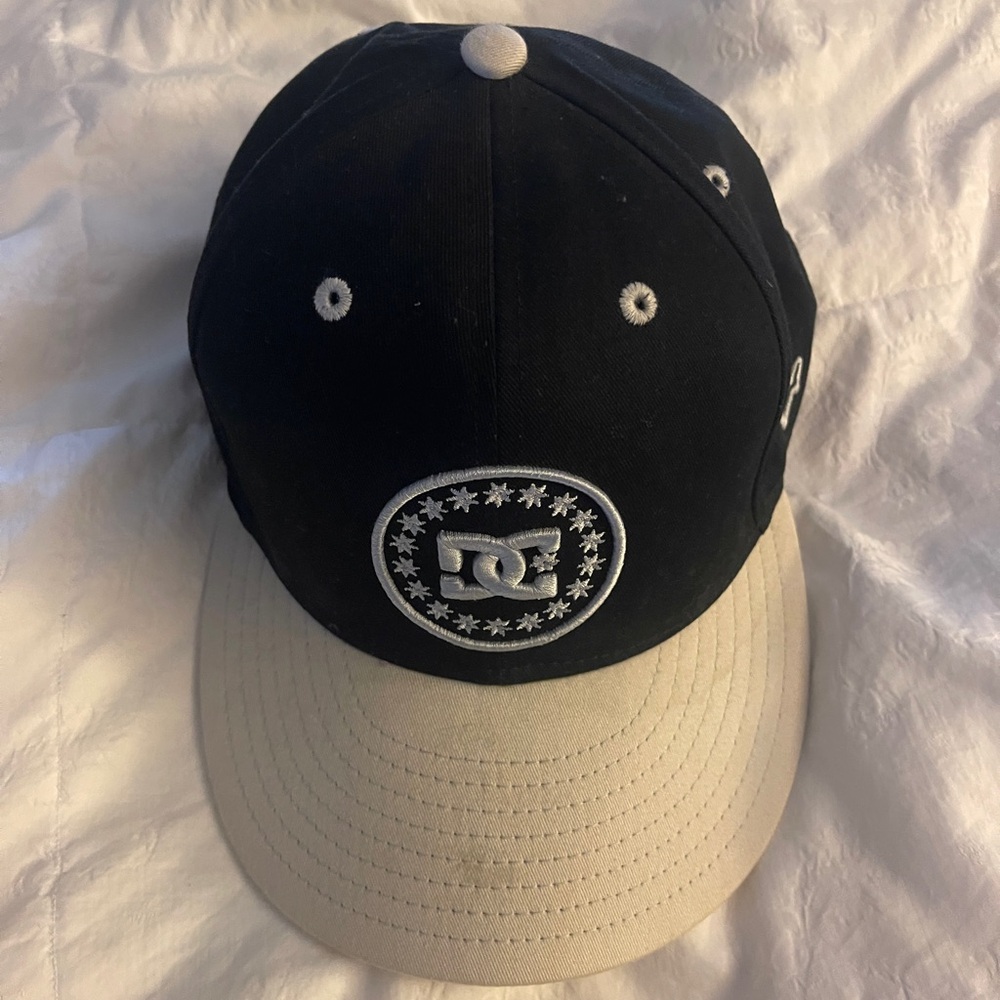 New Era Black and White 7 5/8 fitted Hat